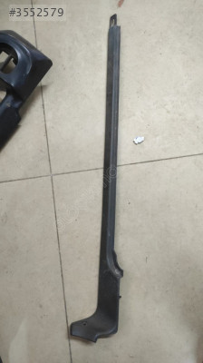 MAZDA ESİK ÇITASI UC3968380