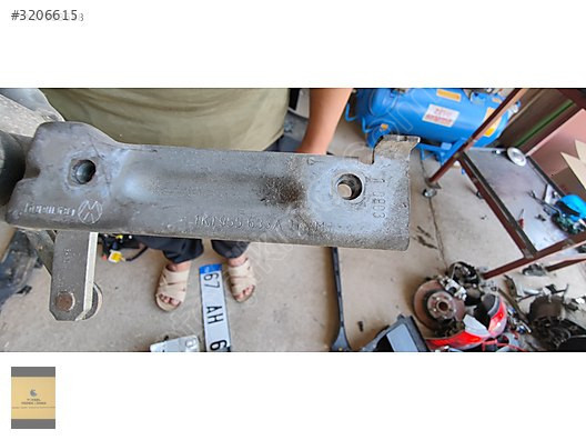GOLF MOTOR BRAKETİ 1K1 955 633