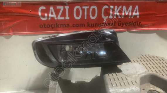 AUDİ A4 SİS FARI