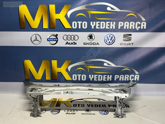 MERCEDES C220-C200-C180 W205 ÖN PANEL A 205 620 32 01