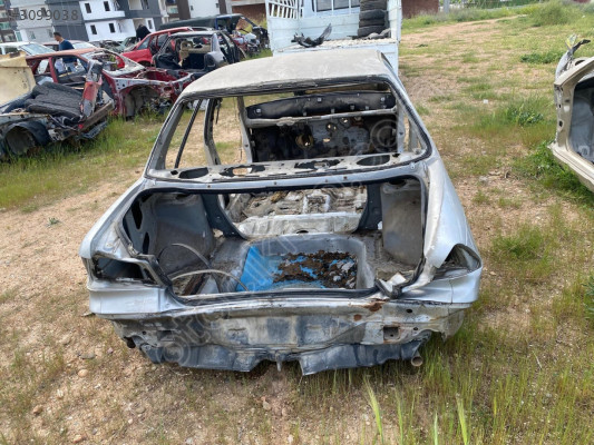 LANCER SOL PODYE , LANCER SAĞ PODYE  1990 MODEL