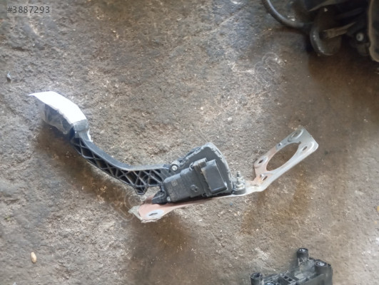 Ford focus 2.5 ga pedalı