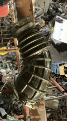 06h129629e audi a4 a5 a6 q5 hava filtre borusu orjinal