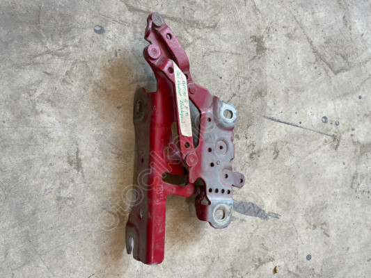 BMW 5 F10 KAPUT MENTEŞESİ SOL 13989610