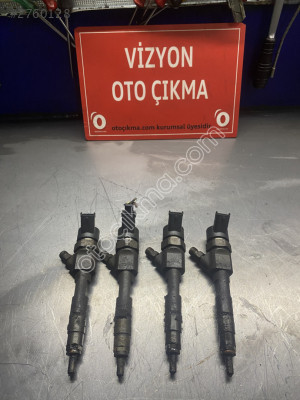RENAULT TRAFİC 1.9 TAKIM ENJEKTÖR ✅