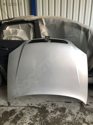 OPEL ASTRA G ÖN KAPUT HATASIZ ORJİNAL GÜMÜŞ GRİ
