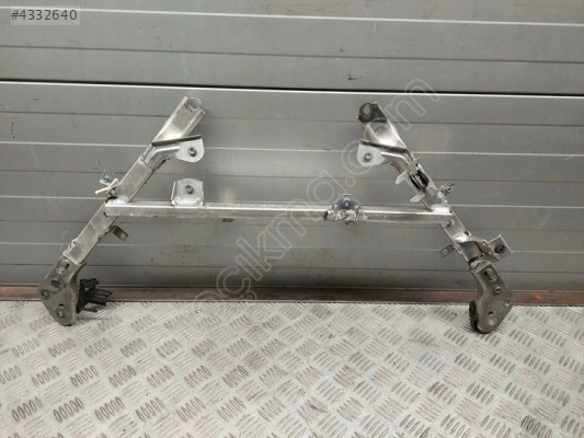 PORSCHE PANAMERA ÖN KULE CAPRAZ BAREKETİ 97050423309