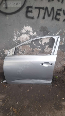 Renault megane 4 sol ön kapı