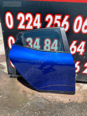 Clio 5 sağ arka kapı
