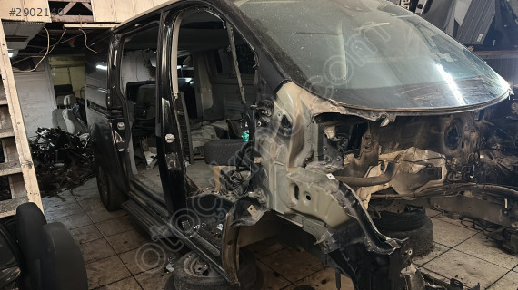 FORD CUSTOM SOL ÖN ŞASİ ÜÇEL OTO ÇIKMA BURSA