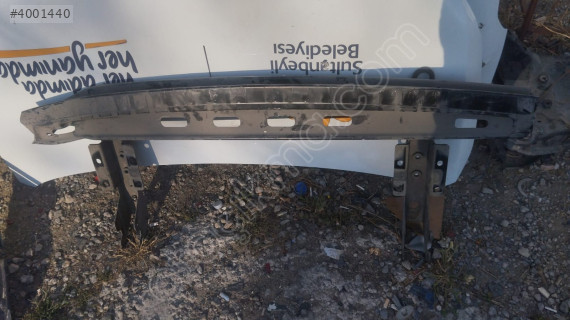 2014-23 FORD TRANSİT ARKA TAMPON DEMİRİ ORJ ÇIKMA