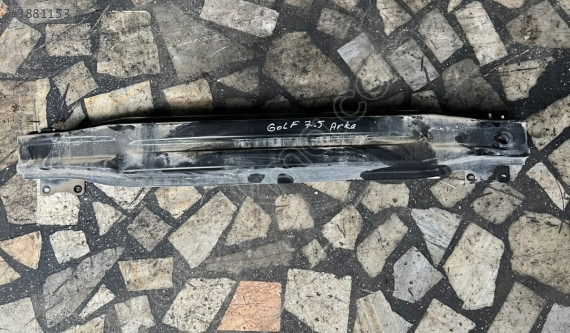 VOLKSWAGEN GOLF 7.5 ARKA TAMPON DEMİRİ