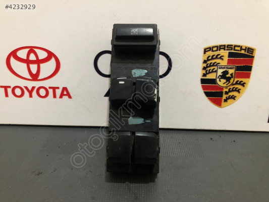 HYUNDAİ İX20 SOL ÖN CAM DÜĞMESİ ORJİNAL