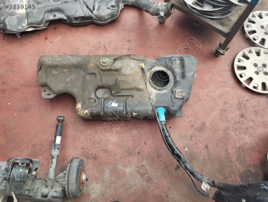 PEUGEOT 307 BENZİNLİ YAKIT DEPOSU