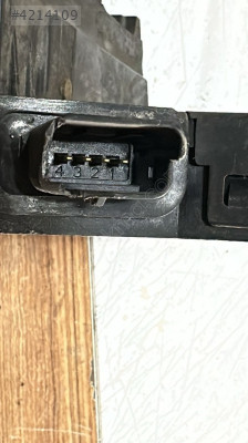 2012-2016 RENAUL FLUENCE SAĞ ÖN KAPI KİLİDİ ORJ ÇIKMA