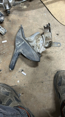 FORD COURİER ÇIKMA ORJİNAL HATASIZ EL FREN TABANCASI