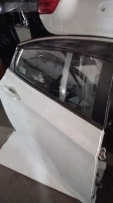 KIA CERATO SAG ARKA KAPI GÜÇMANLAR