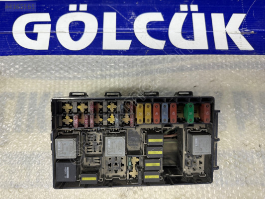 2T1T-14A067-AF Ford Connect 1.8 TDCİ Sigorta Kutusu ORJİNAL