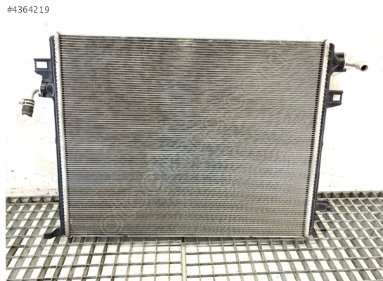 VOLVO XC60 ARA SOĞUTUCU RADYATÖR 31684239