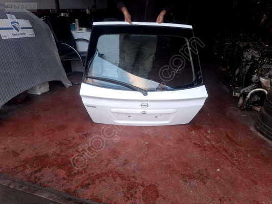 ÖZMEN OPEL ASTRA G ÇIKMA ARKA BAGAJ KAPAĞI HB BEYAZ