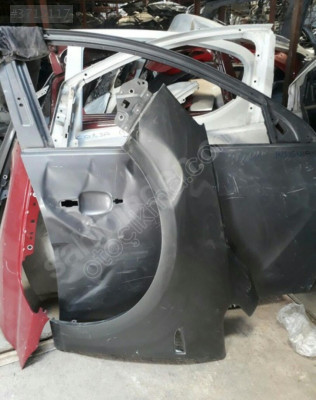 Opel Astra J için Çıkma Sol Ön Çamurluk