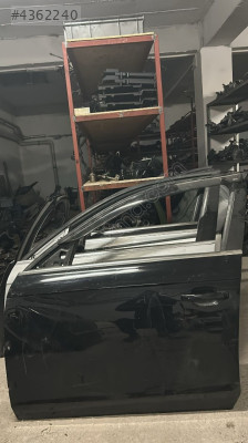 AUDİ A4 2008-2012 SAĞ SOL ÖN KAPI HATASIZ SİYAH GRİ RENKTE ORJİN