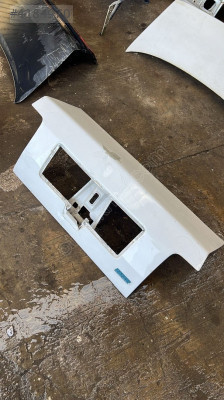 Fiat tempra bagaj kapağı