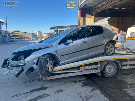 Peugeot 407 sol arka kapı