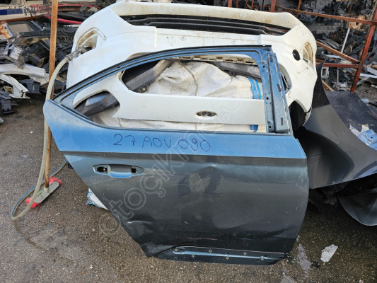 SKODA SUPERB 2015-2023 SAĞ ARKA KAPI ORJİNAL ÇIKMA PARÇA