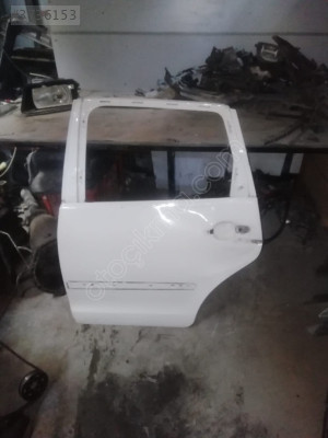 Volkswagen polo 05 _09 sol arka kapı çıkma