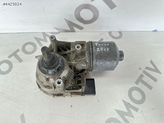 ford focus 2013 arka cam silgi/silecek motoru (son fiyat)