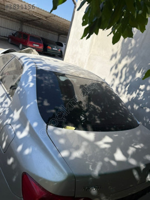 TOYOTA COROLLA ARKA CAM ÇIKMA ORJİNAL