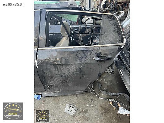 VOLKSWAGEN GOLF 7 SOL ARKA KAPI