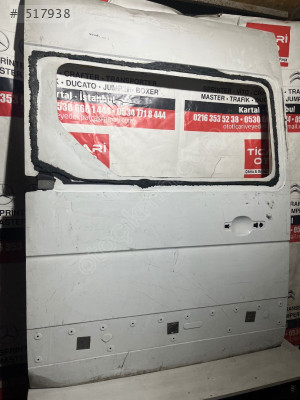 Renault Master 3 Camlı Çıkma Orjinal Sağ Sürgülü Kapı