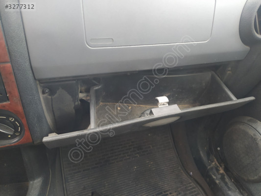 ÇIKMA PEUGEOT PARTNER TORPİDO KAPAĞI