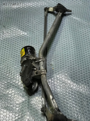 Renault Kango 3 Ön Cam Silgi Mekanizması