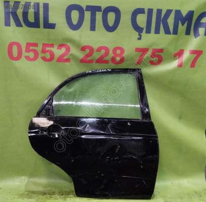 kia cerato sağ arka kapı