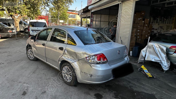 Fiat Linea arka dingil