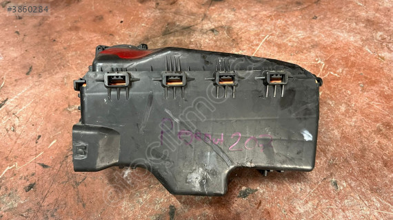 PEUGEOT 207 HAVA FİLTRE KUTUSU ÇIKMA