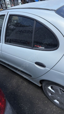 RENAULT MEGANE 1 ÇIKMA ORJİNAL SOL ARKA KAPI