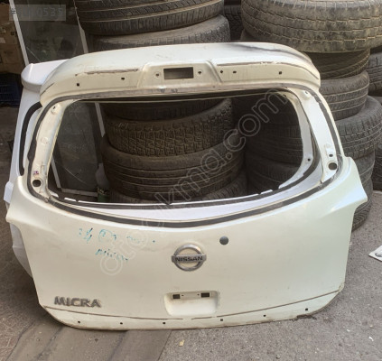 nissan micra bagaj kapağı