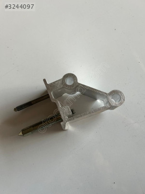 Gögüs Demiri Bağlantı Breketi VW Jetta 1K1857022D