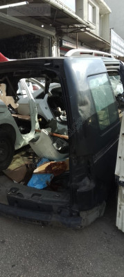 VOLKSWAGEN CADDY SAĞ ARKA ÇAMURLUK