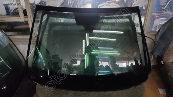HYUNDAİ BAYON ÖN CAM ORJİNAL ÇIKMA