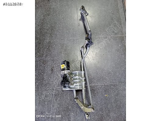 Renault scenic2 ön cam silecek mekanizması motoru üzerinde kompl