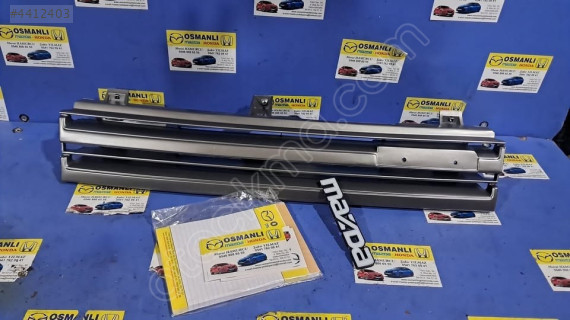 Mazda 626 GD Kasa Ön Panjur ve Arma