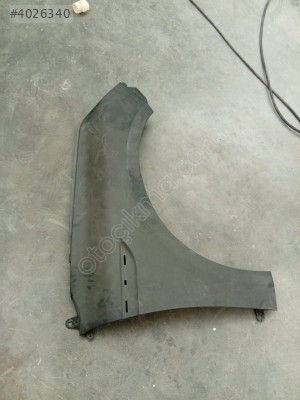 631125412R Megane 4 orjinal sağ ön çamurluk  (Plastik)