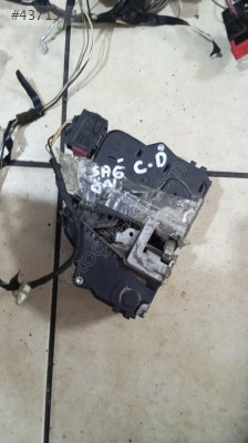 OPEL CORSA D SAĞ ÖN KAPI KİLİDİ