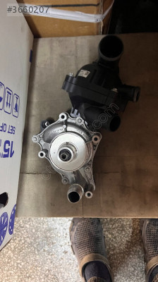 4H0 AUDİ A8 SU POMPASI ORJİNAL ÇIKMA