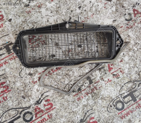VOLKSWAGEN GOLF 7.5 HAVA KANAL IZGARASI  5Q0815479